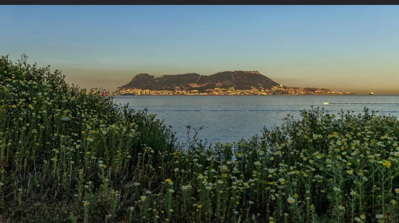 알헤시라스 Apartamento Pie Playa 아파트 0*,
